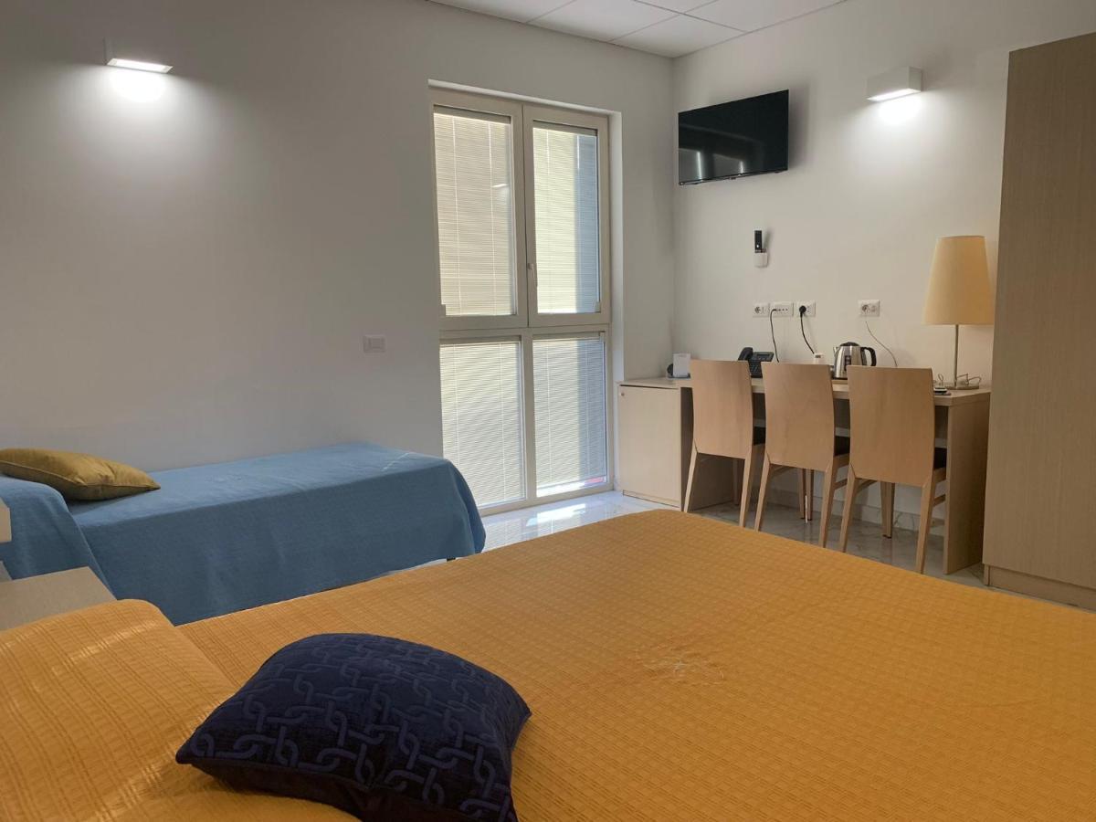 Rooms Alcentro Catania Luaran gambar